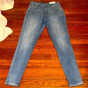 Women’s Jeans NEW